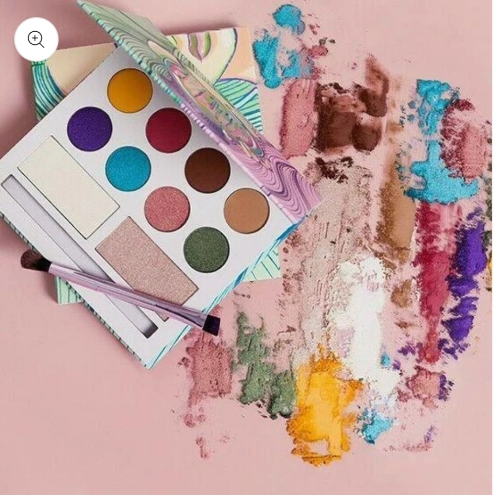 NWOT Laura Sanchez Moods Palette